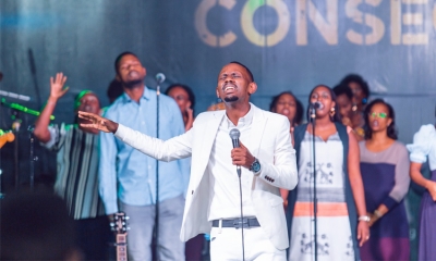 Prosper Nkomezi electrified Burundians with powerful praise and worship moment - Photos &amp; Videos